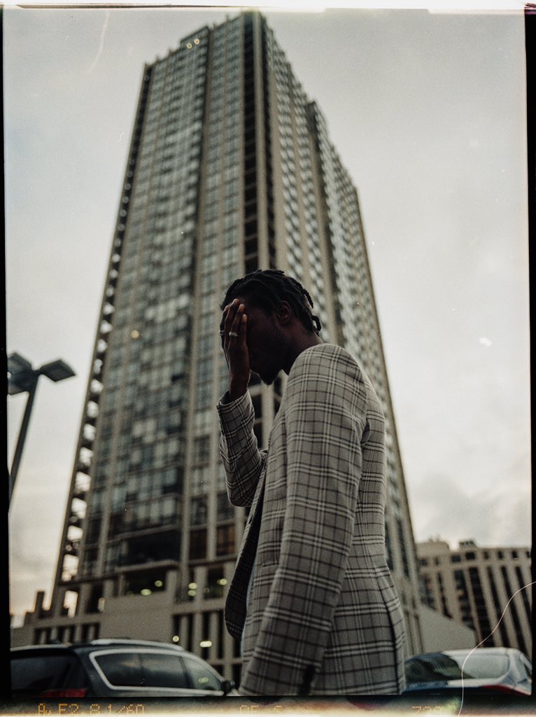 Saba - "Stay Right Here" (Feat. Mick Jenkins & Xavier Omär)