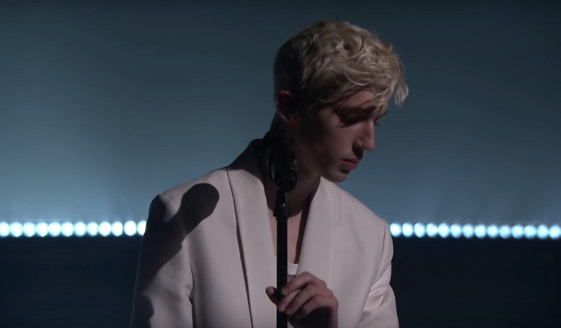 Troye-Sivan-on-Fallon