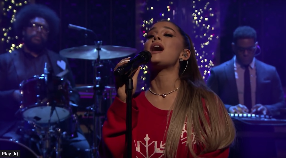 Ariana-Grande-on-Fallon