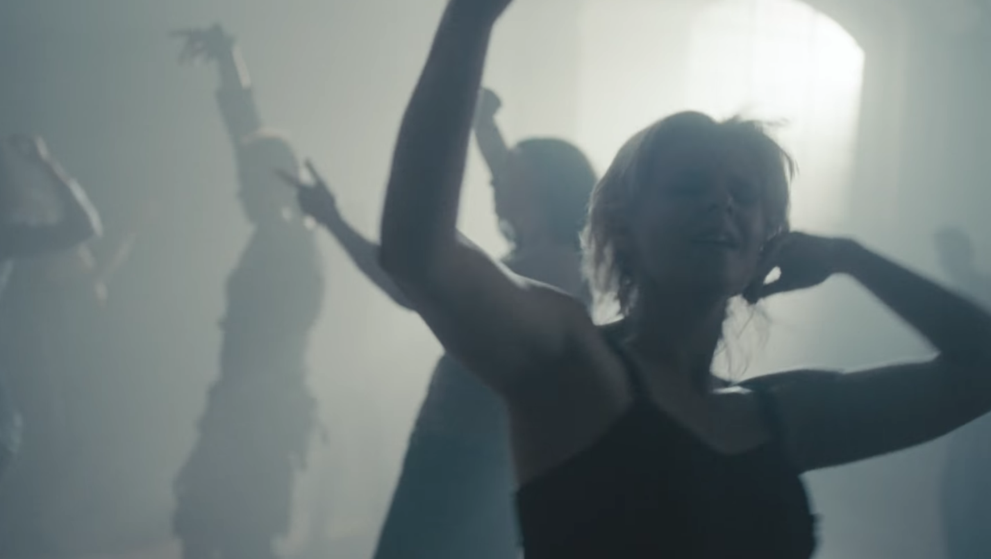 Robyn - "Honey" Video