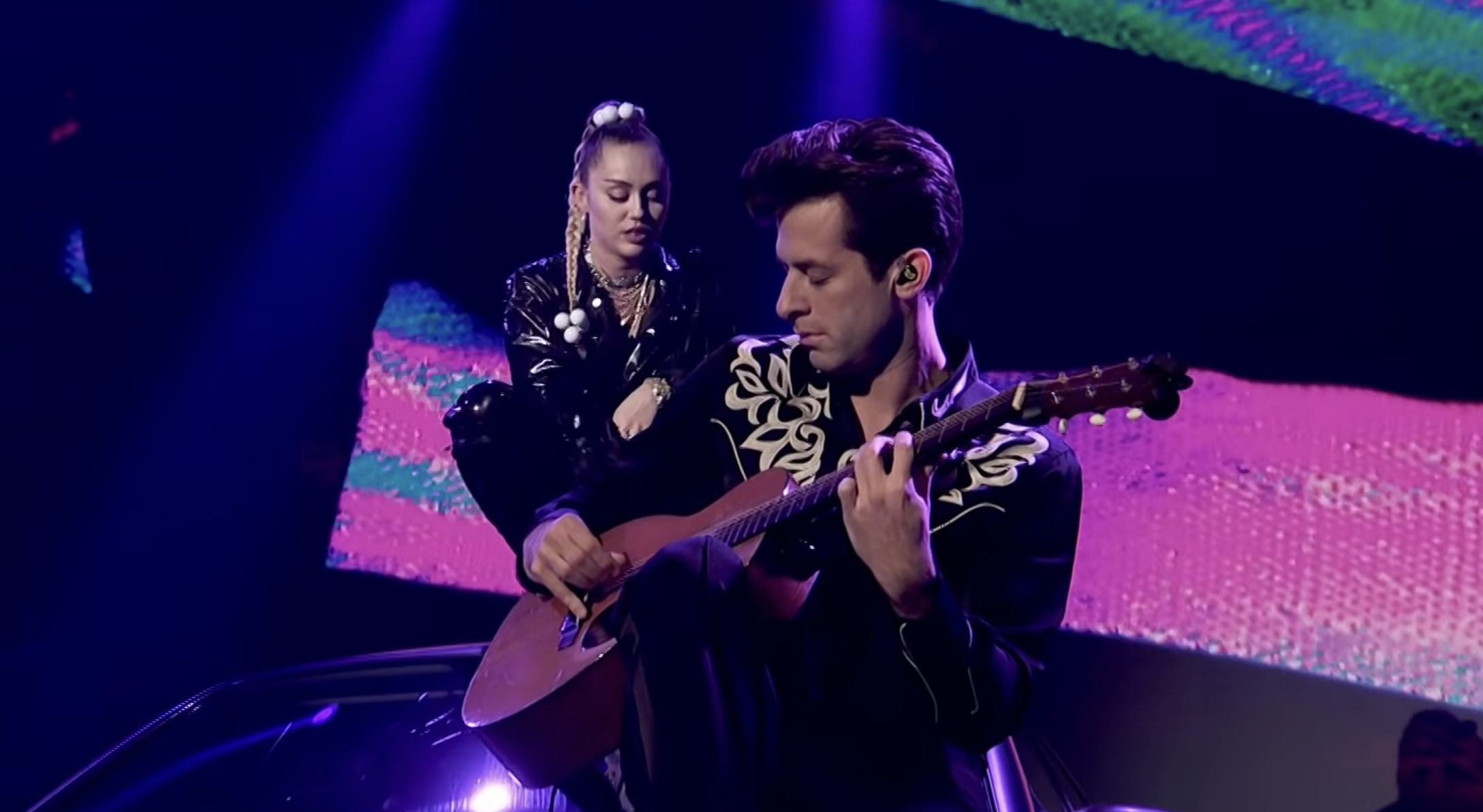 Markon Ronson & Miley Cyrus