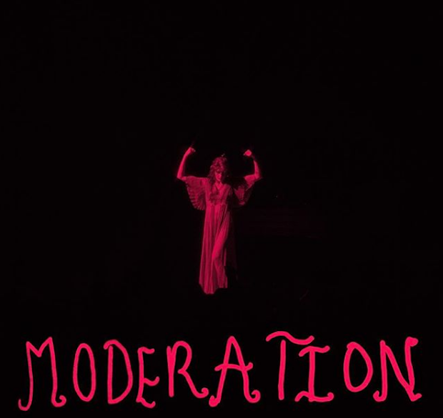 Florence-And-The-Machine-Moderation