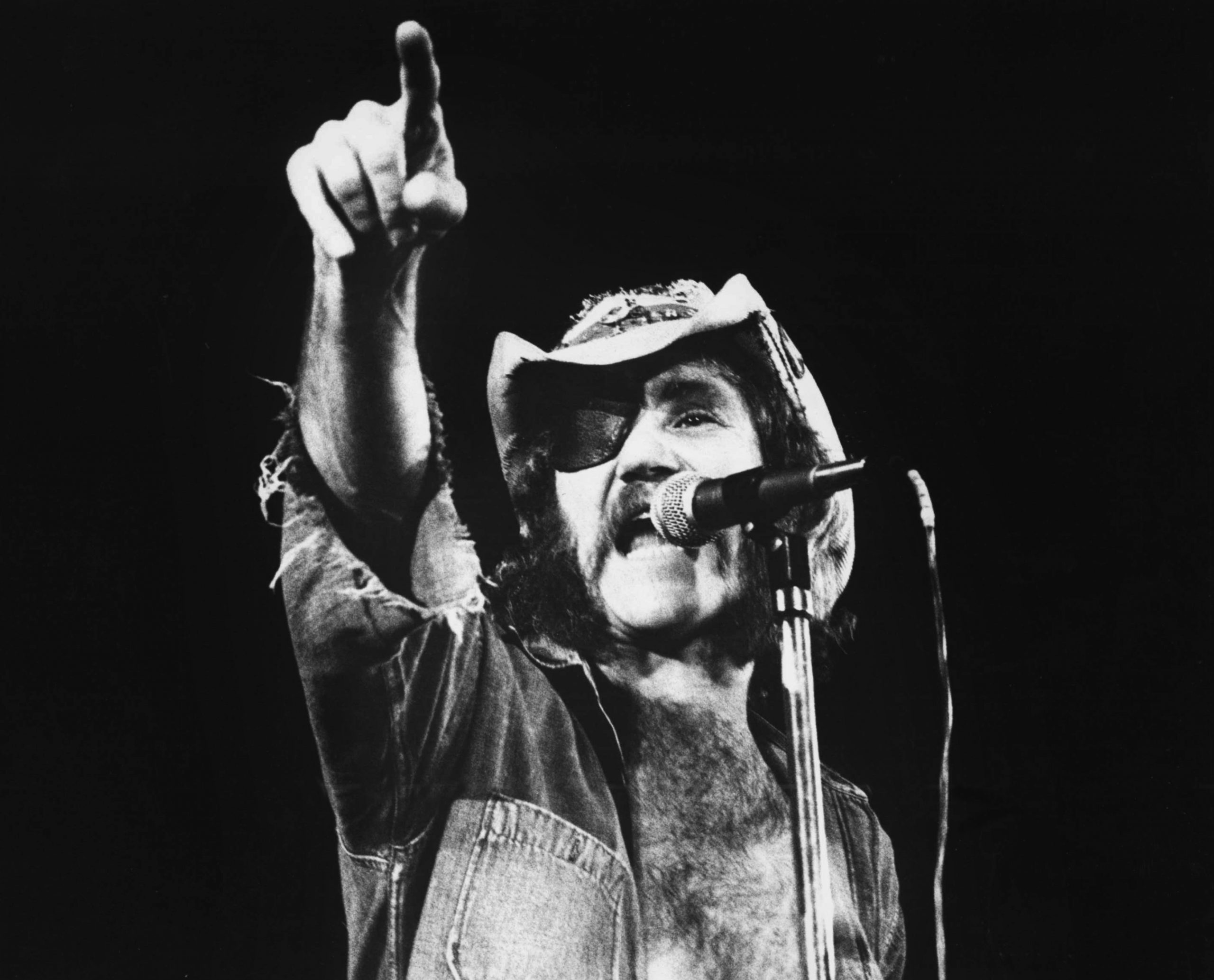 Dr. Hook's Ray Sawyer