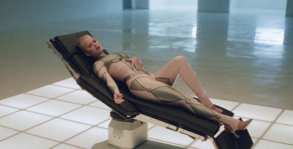 Katy-Perry-and-Zedd-365-video