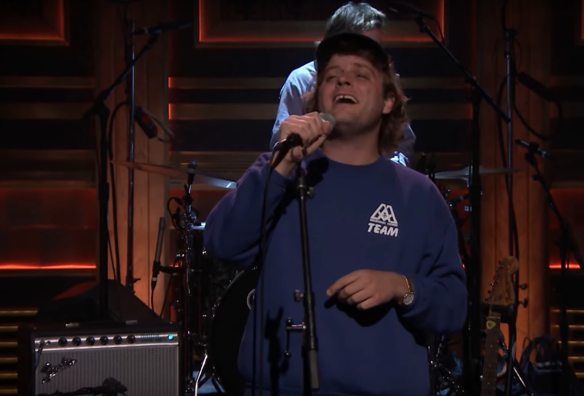 Mac-DeMarco-on-Fallon