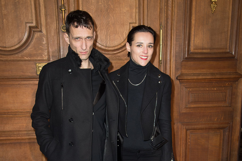 Jehnny-Beth-and-Johnny-Hostile