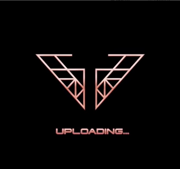 Miley, Lana, Ariana Uploading