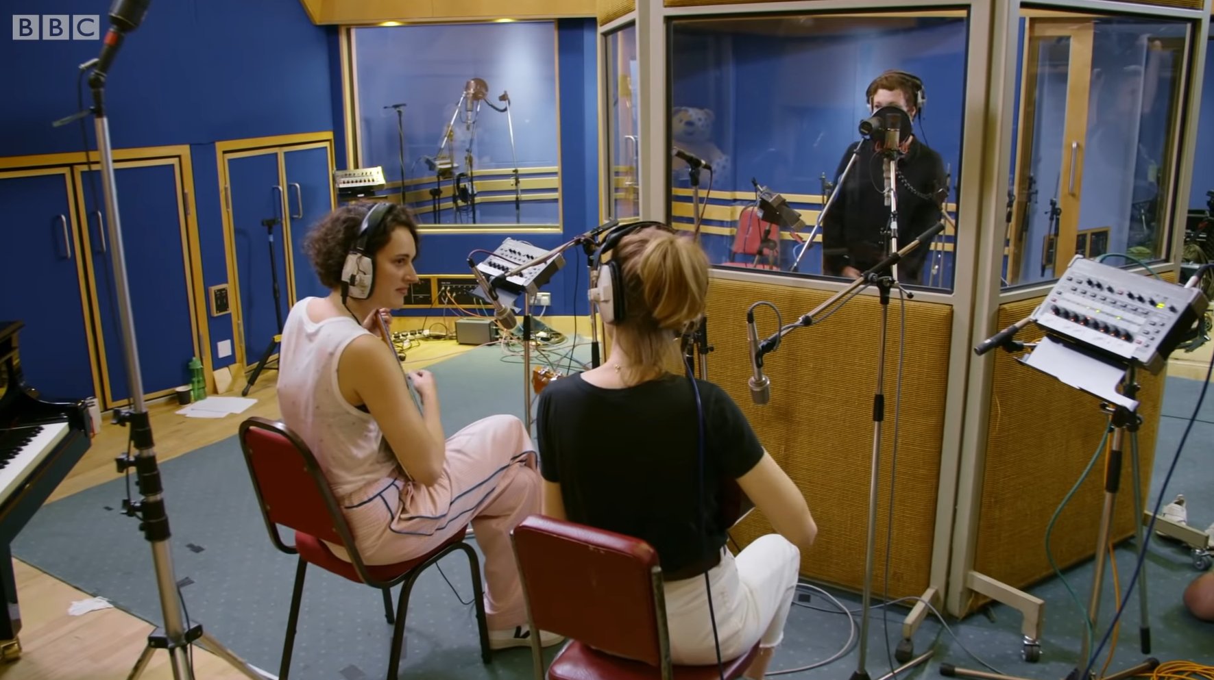 Olivia Colman & Phoebe Waller-Bridge