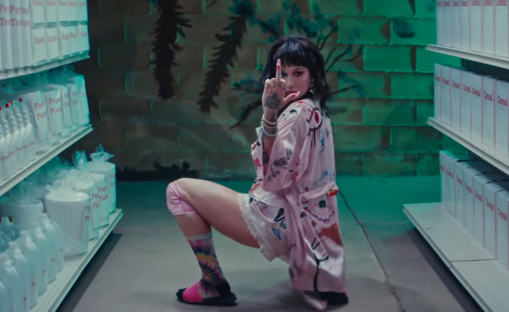 Kesha-My-Own-Dance-video