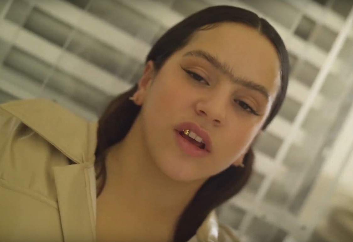 Rosalia-A-Pale-video