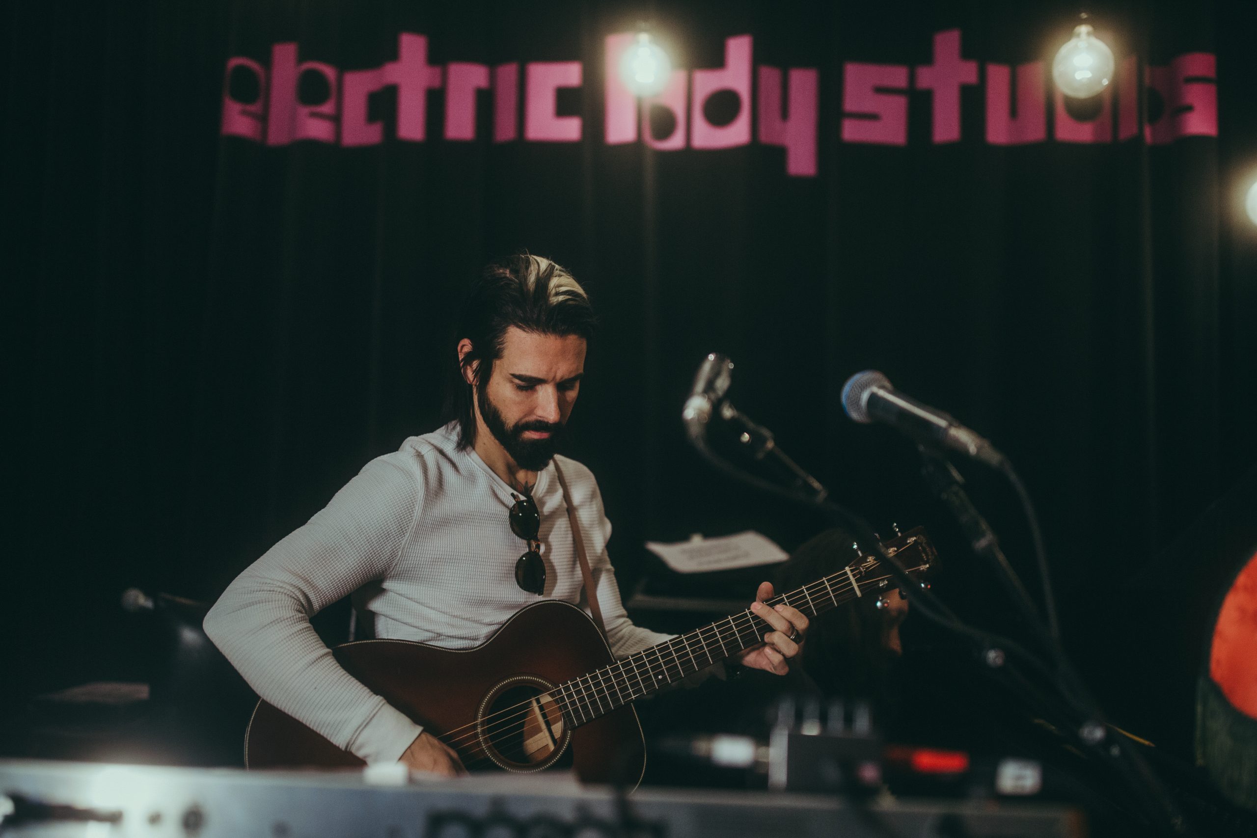 Dashboard Confessional