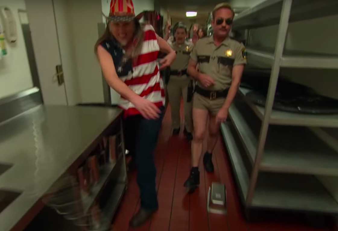 Weird-Al-on-Reno-911