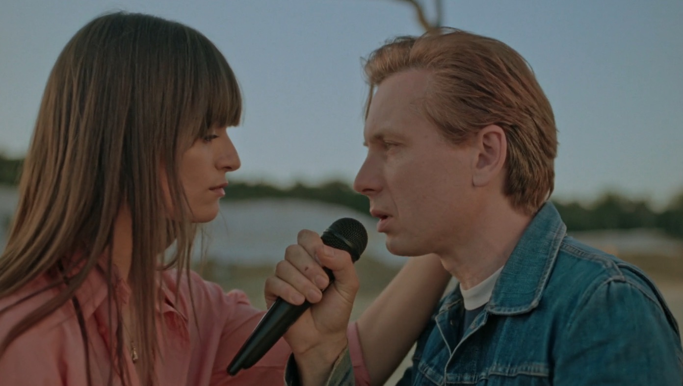 Alex-Kapranos-and-Clara-Luciani
