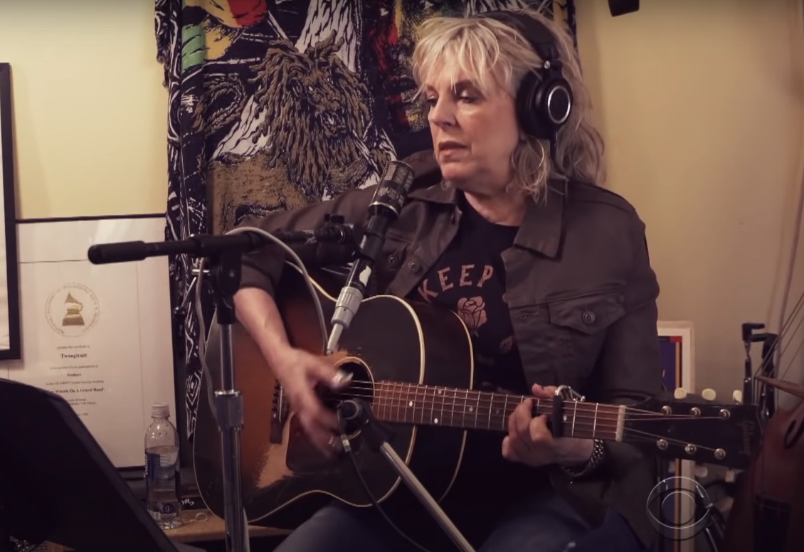 Lucinda-Williams-on-Colbert