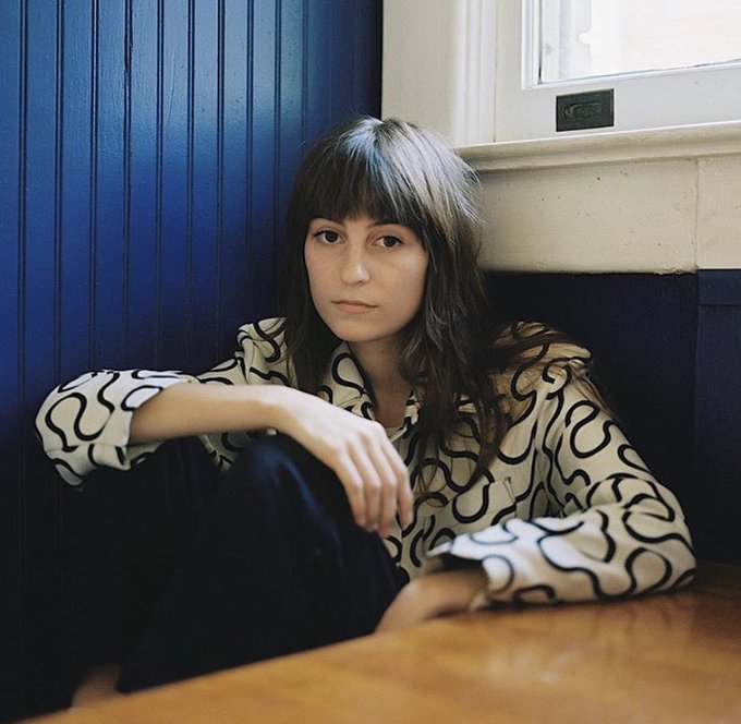 Faye Webster - "Better Distractions"