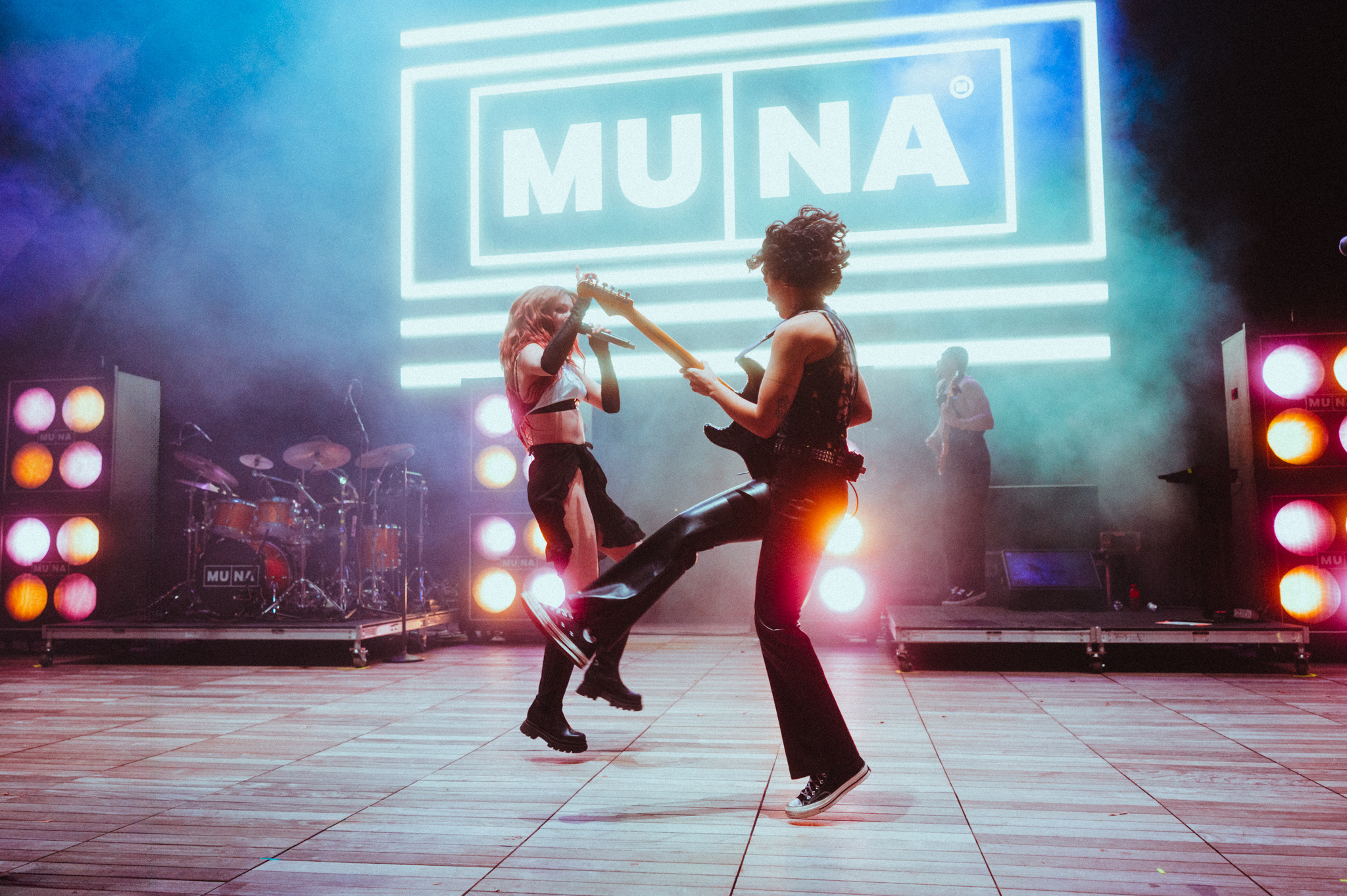 MUNA @ All Things Go