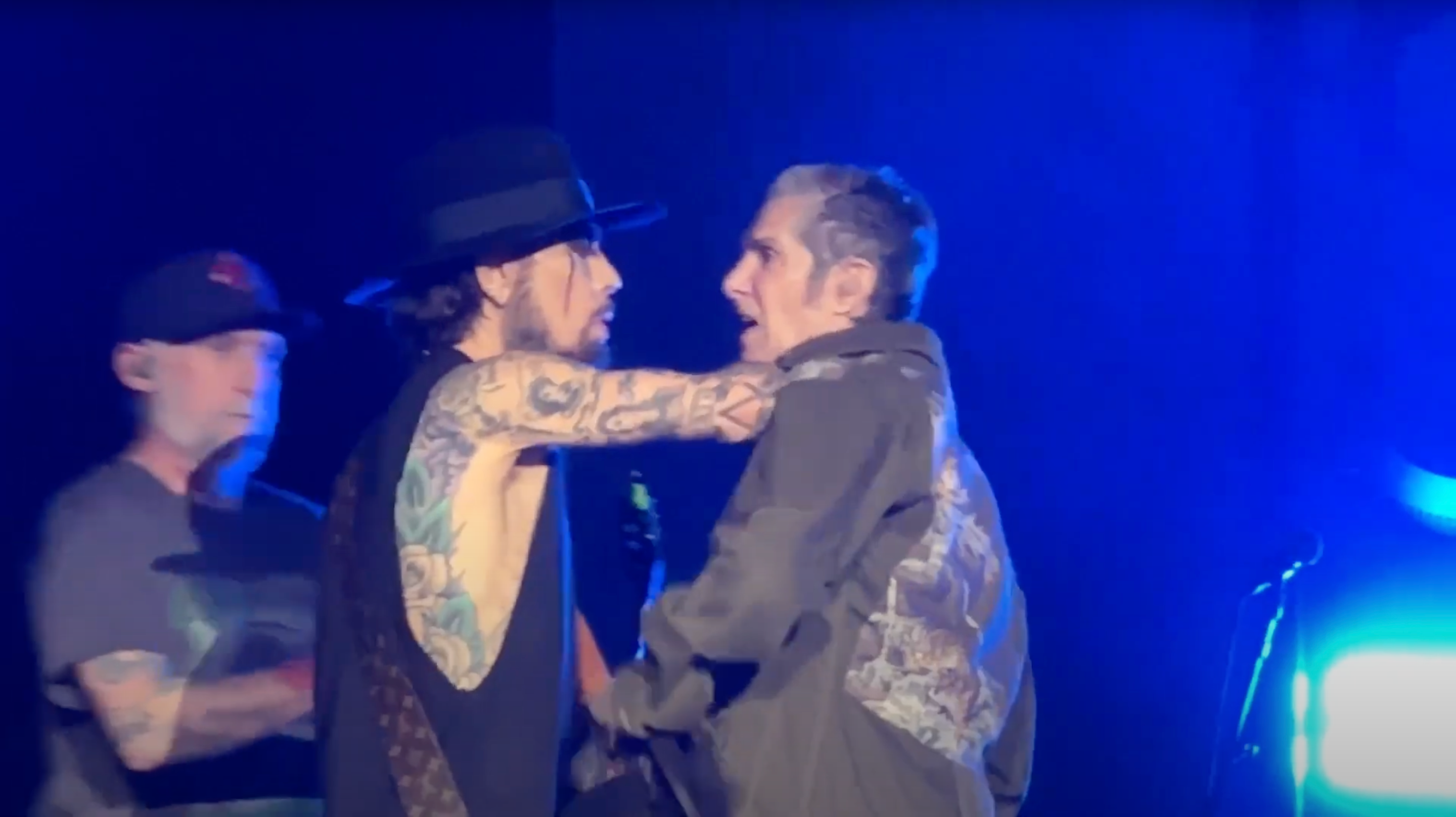 Jane's Addiction Fight Boston