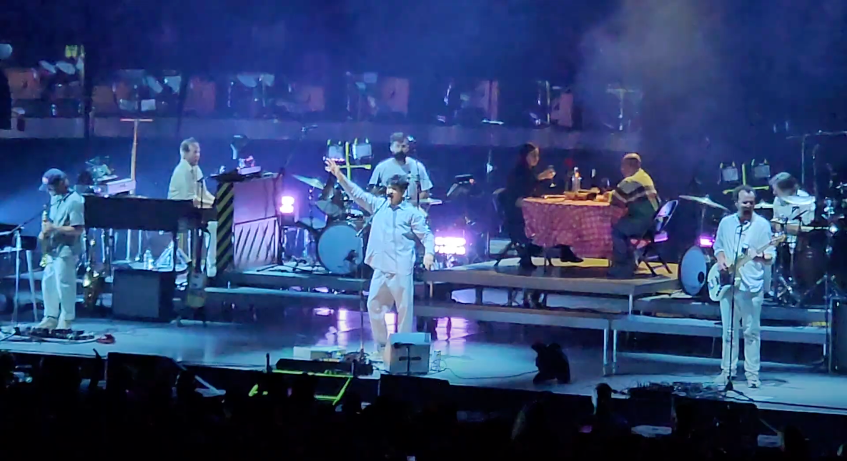 Vampire Weekend "Scenes From An Italian Restaurant" MSG