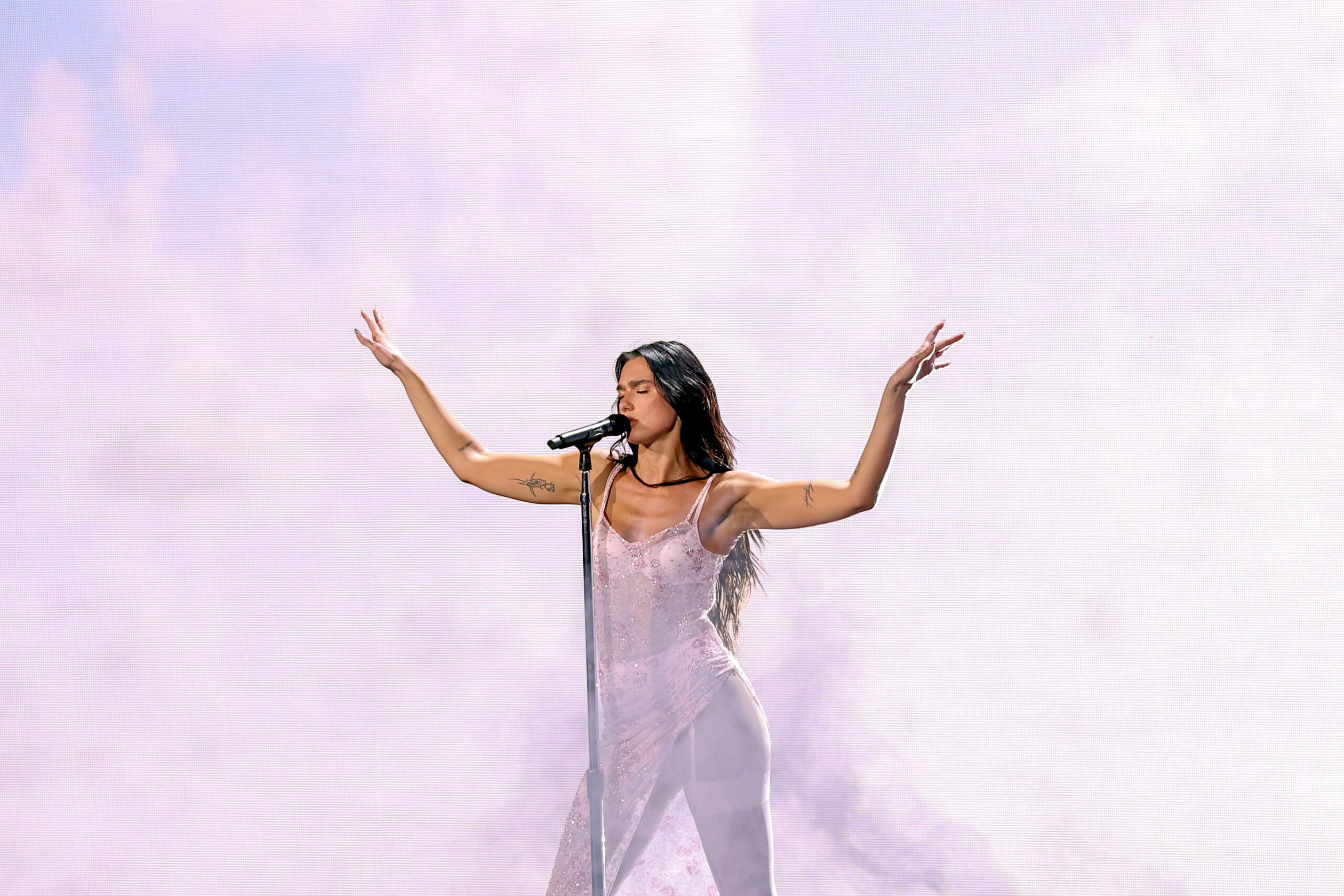 Dua Lipa Sues Samsung For $15 Million