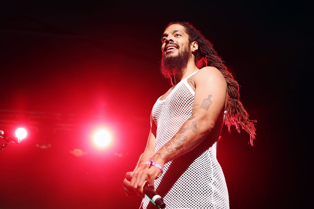 Manchester Evening News Apologizes To Bob Vylan Frontman & Pays Restitution After Accusing Him Of Nazi Salutes