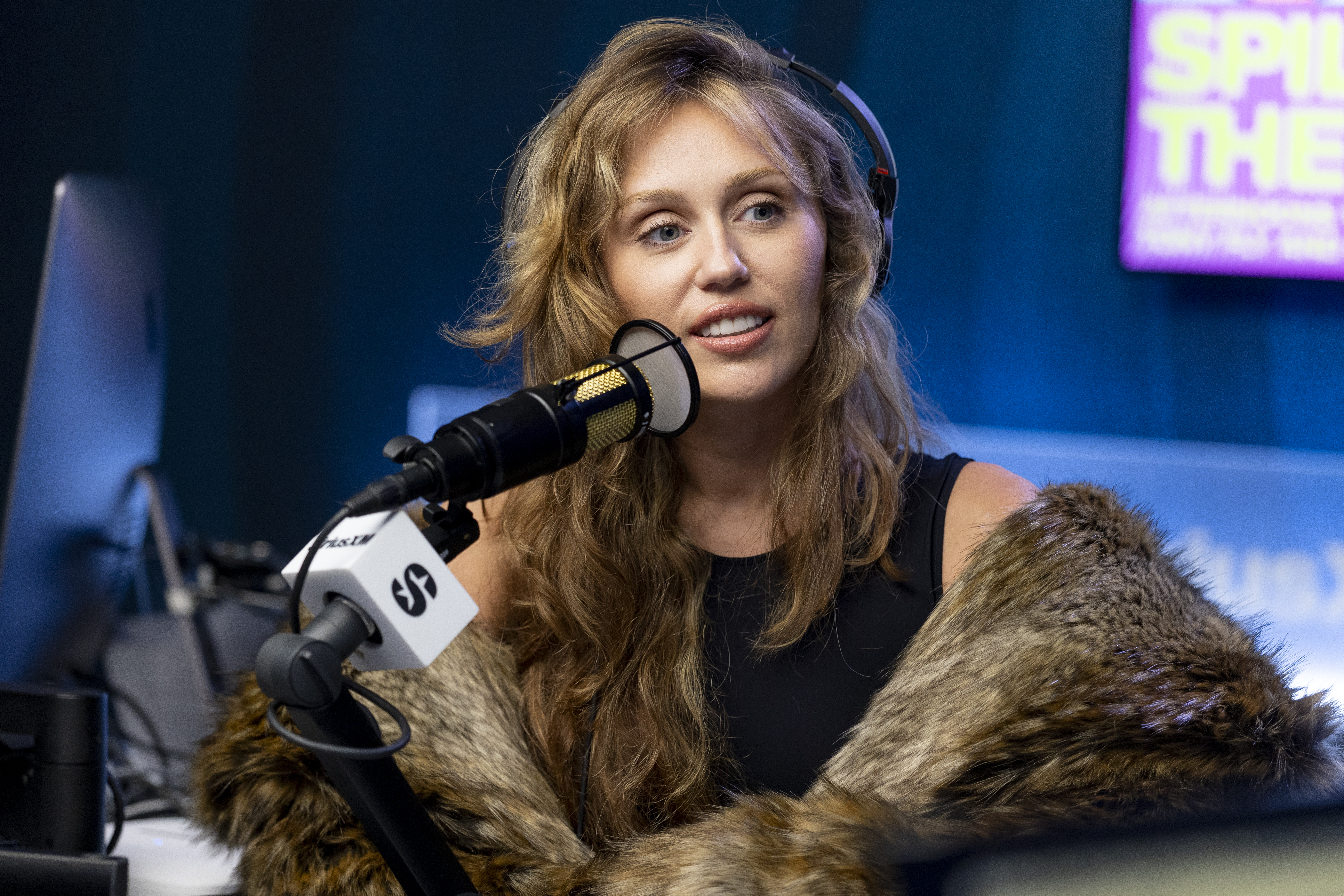 Miley Cyrus – “Dream As One”