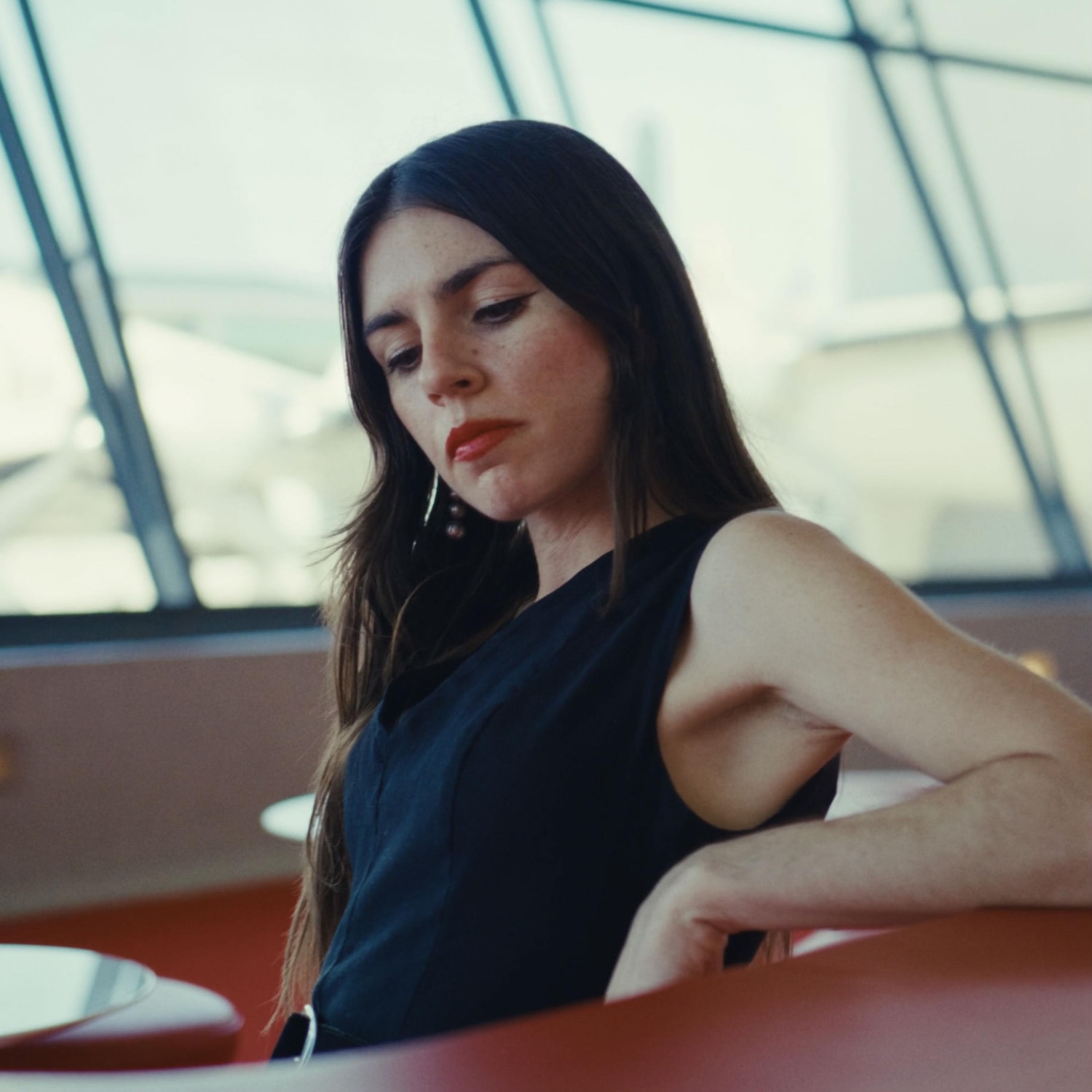 Hazel English – “Gimme”