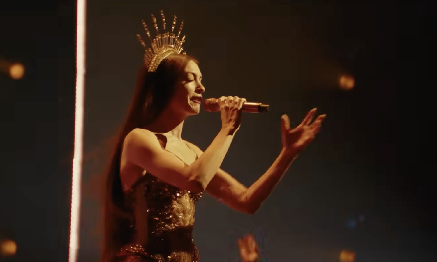 Watch The Trailer For Mother Mary, Pop-Star Thriller Featuring Anne Hathaway And New Charli XCX Music