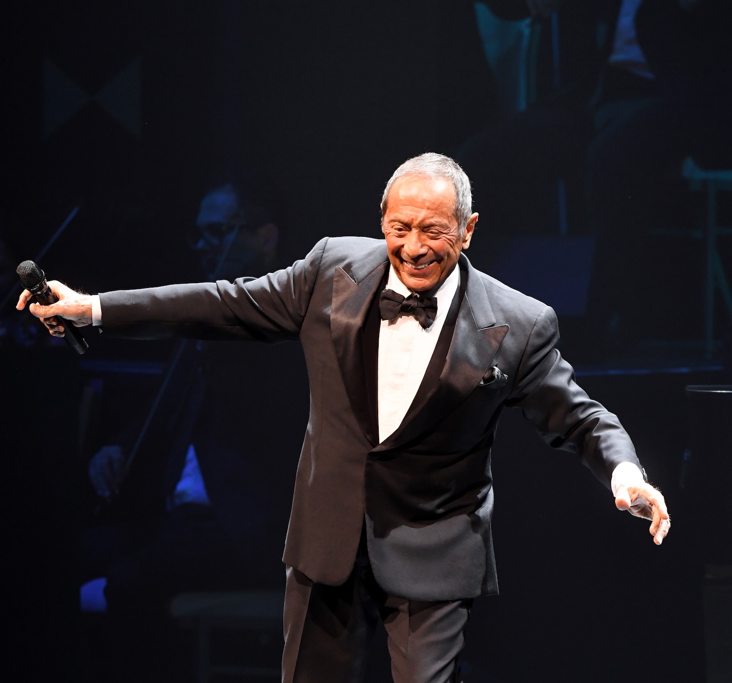 Paul Anka Finally Breaks His Legendary Silence About Frank Sinatra’s Penis Size