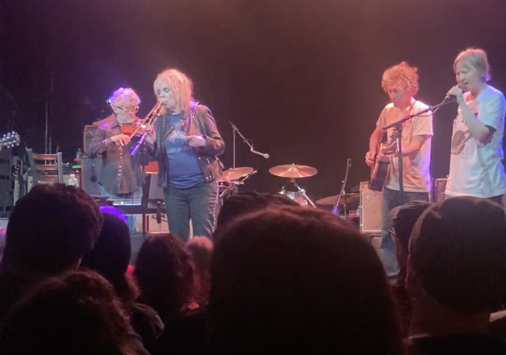 Lucinda Williams Joined Yo La Tengo For Last Night’s Hanukkah Show