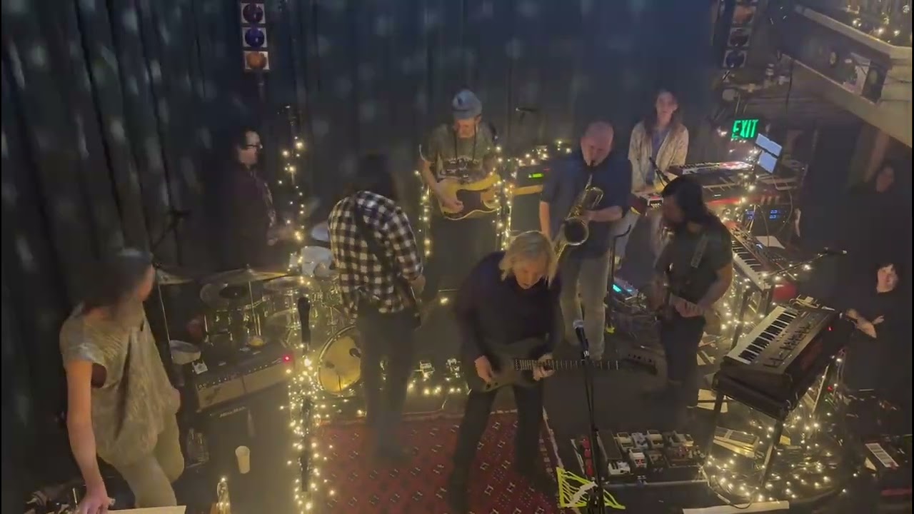 Joe Walsh Joins The War On Drugs At A Drugcember To Remember 2025