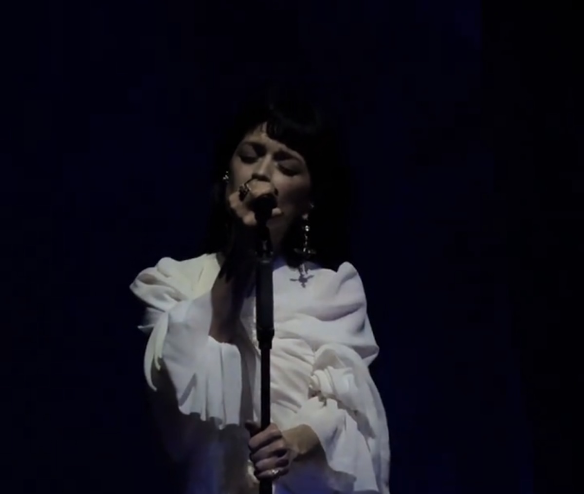 María Zardoya’s Not For Radio Covers Radiohead At First-Ever Show