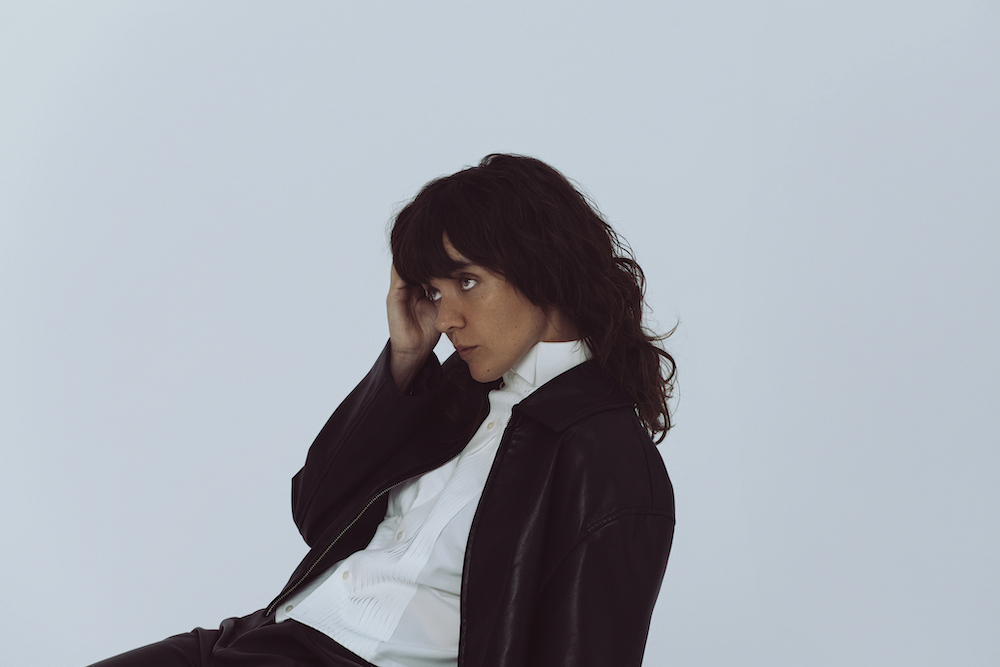 Courtney Barnett – “Mantis” & “Sugar Plum”
