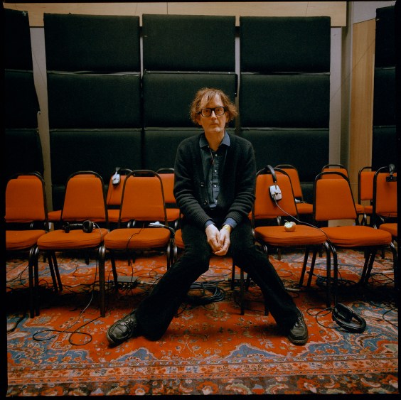 Pulp – “Begging For Change”