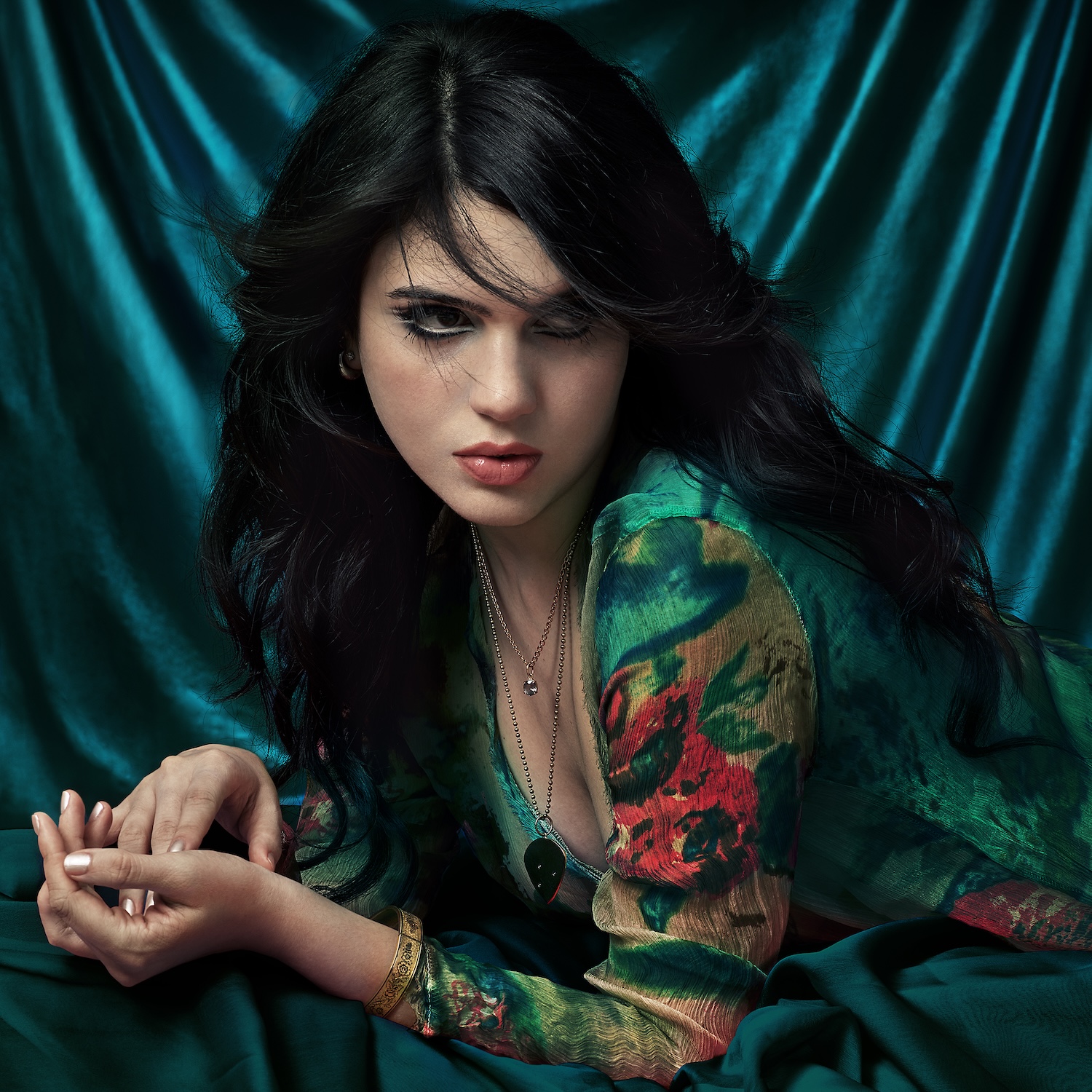 Sunflower Bean’s Julia Cumming Announces Debut Solo Album Julia: Hear “My Life”