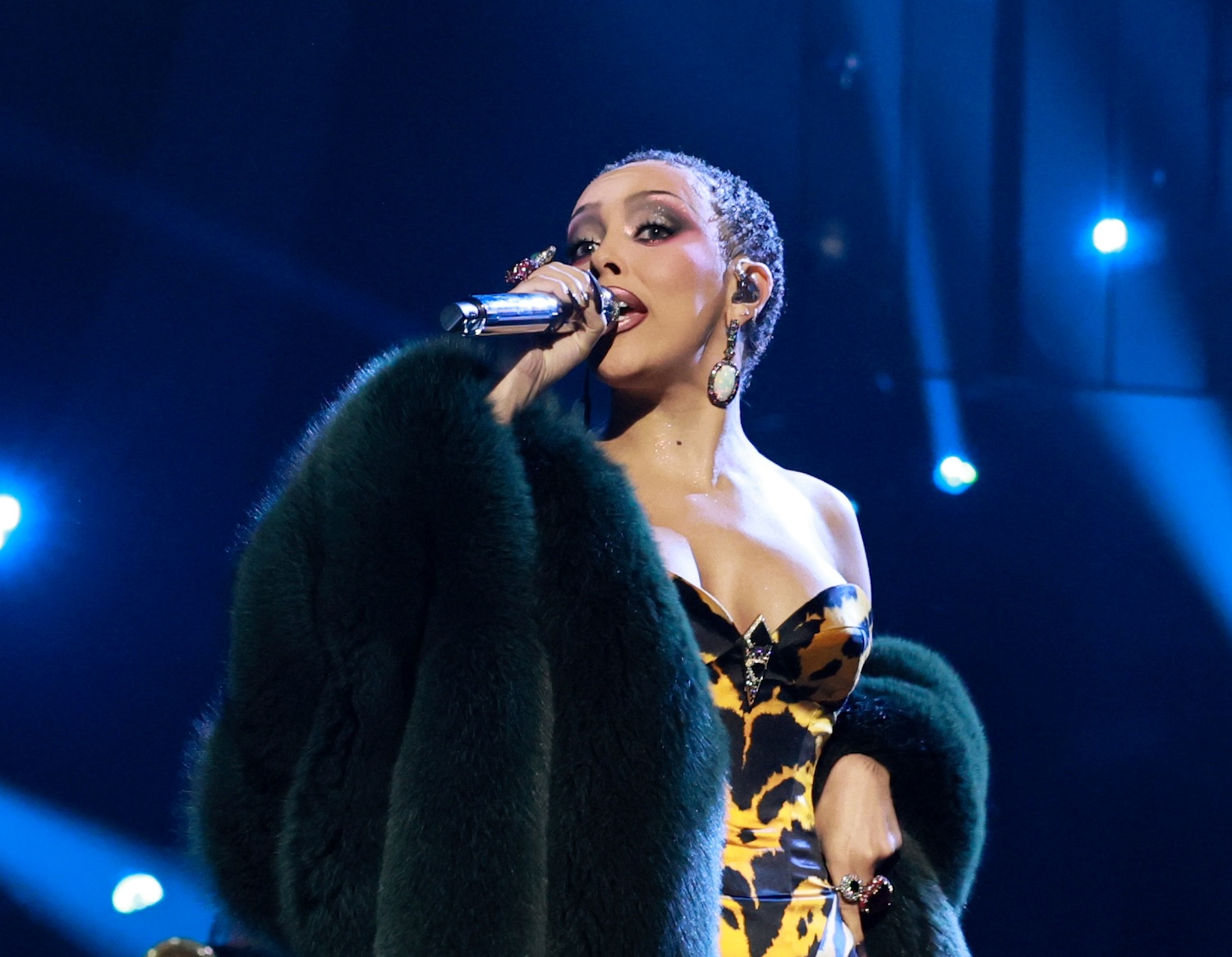 Doja Cat Walks Back Timothée Chalamet Criticism, Admits She Was Virtue Signaling