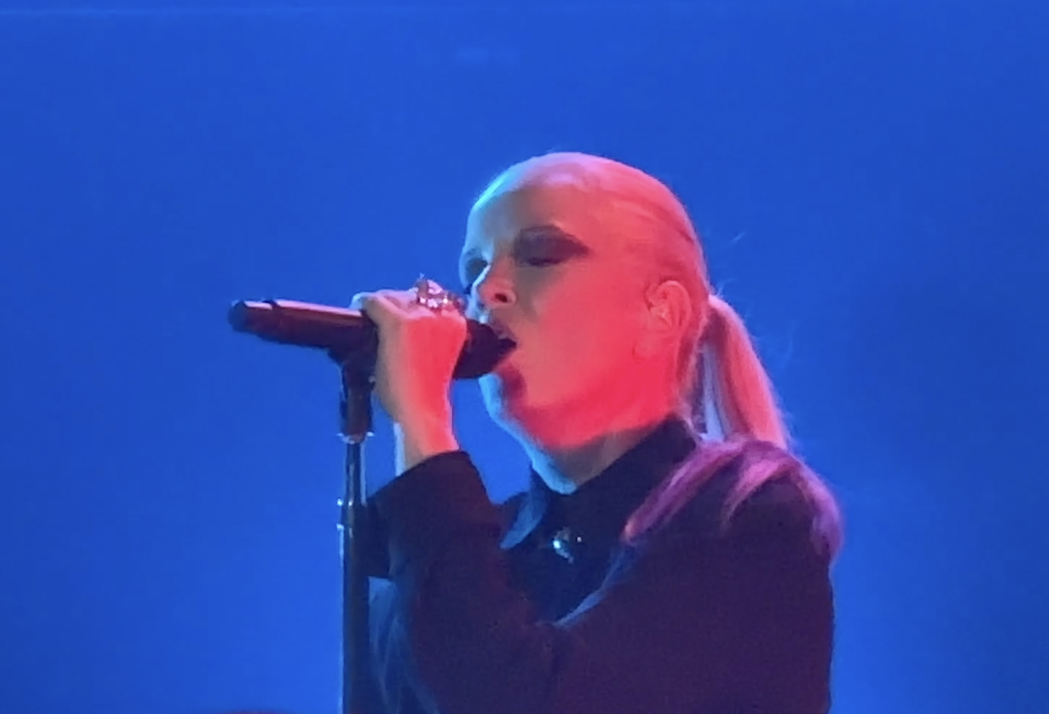 Garbage Cover The Cure At Robert Smith’s Teenage Cancer Trust Benefit