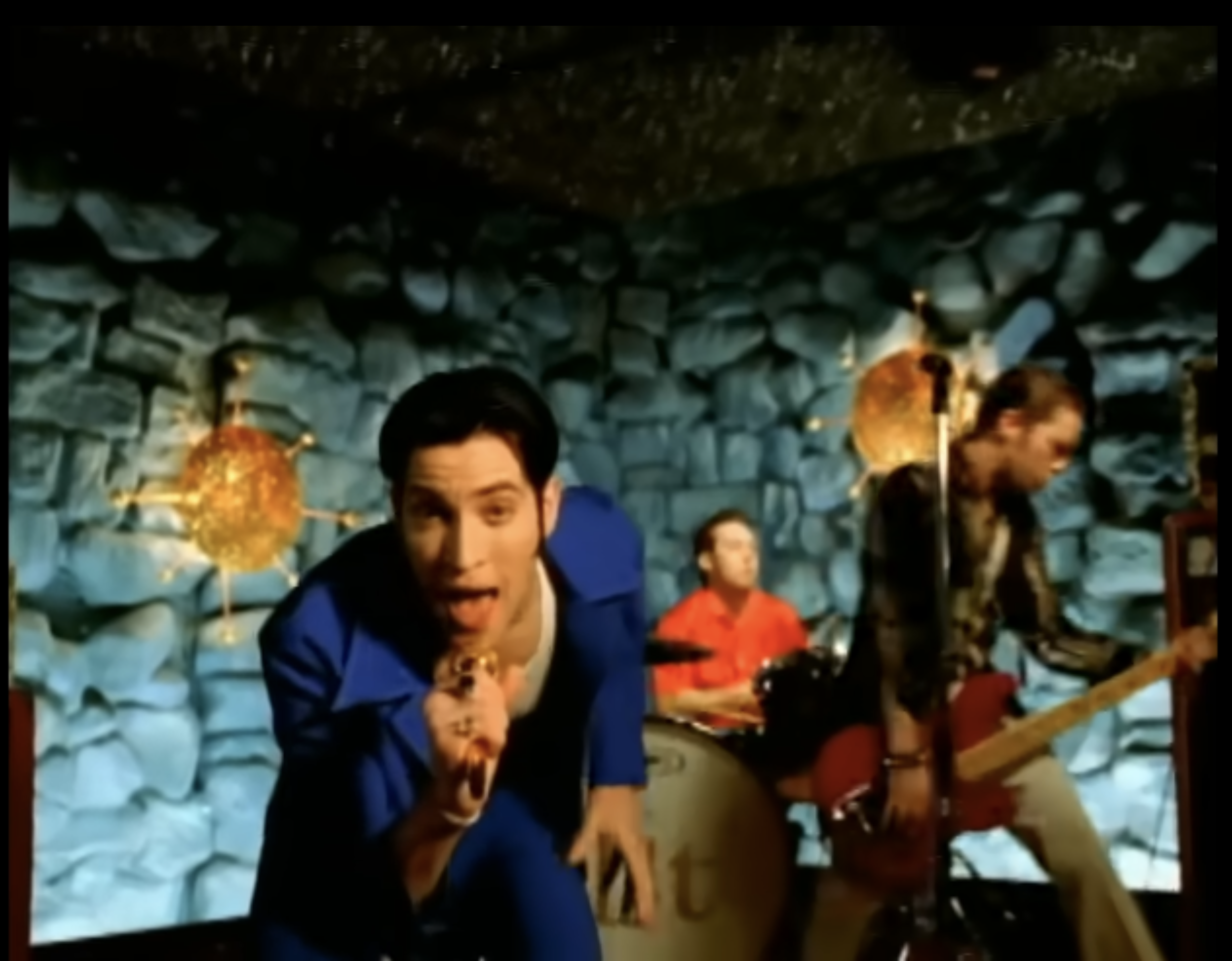 Lit Sue Sony, Say ’90s Label Deal Guaranteed 50% Of Streaming Royalties