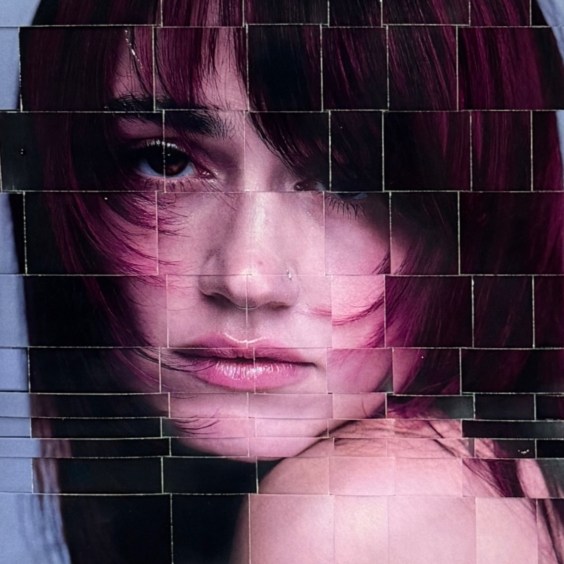 Suzy Clue – “Love Me The Same”