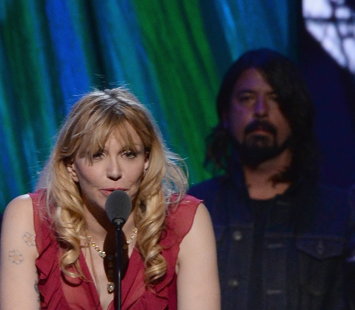 Courtney Love Wants Dave Grohl To Tell Straight, White, Millennial Males To Stop Picking On Her