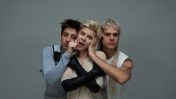 Robyn Teams With Ca7riel & Paco Amoroso For “Blow My Mind” Remix