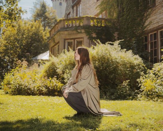 Gia Margaret – “Alive Inside”