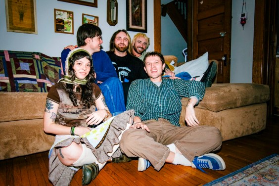 villagerrr – “Carousel”