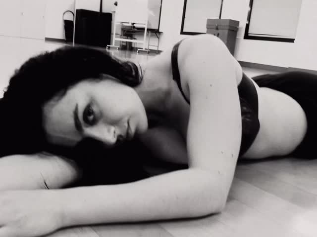Charli XCX – “I Keep Thinking About You Every Single Day And Night”