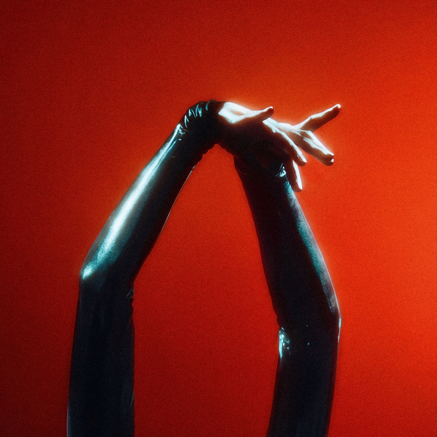 Floating Points – “Falling To Earth”