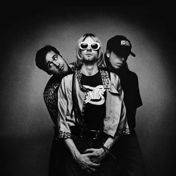 Hole Drummer Patty Schemel Auctions Kurt Cobain’s Foxes T-Shirt, Bidding Hits $8,000