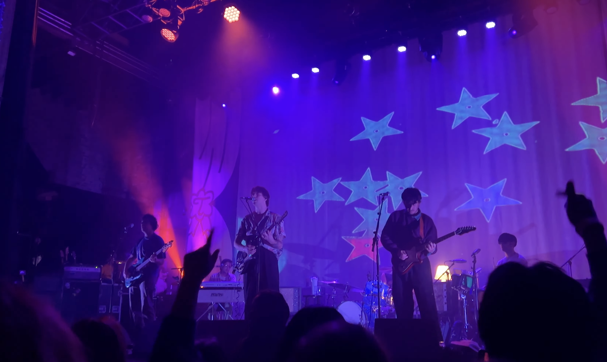 Twin Peaks Reunite For First Show In Six Years