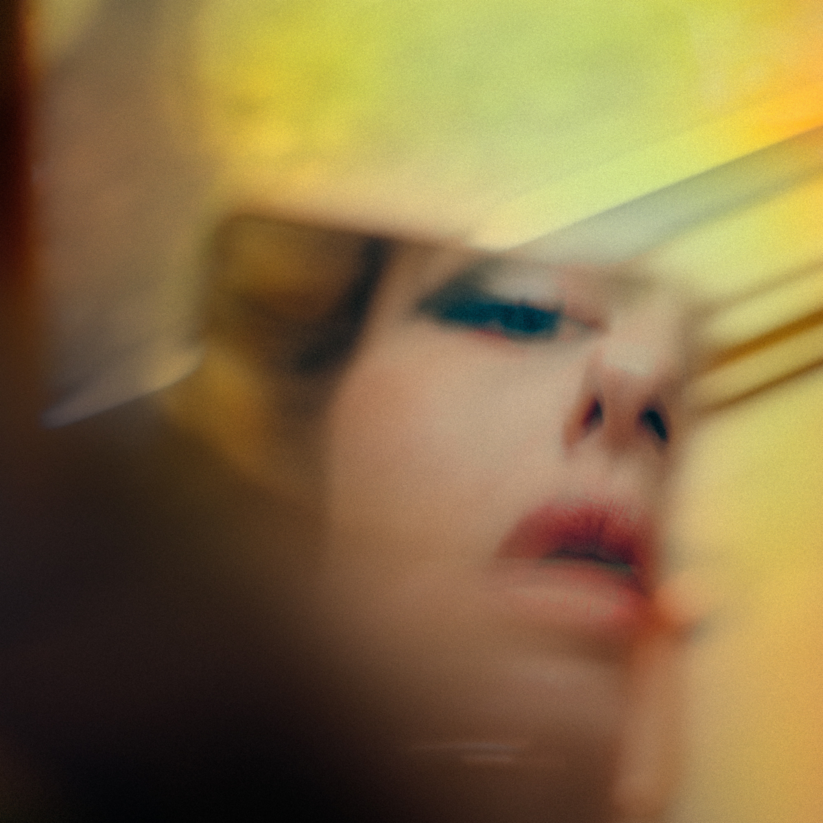 Hannah Cohen – “Golden Chain”