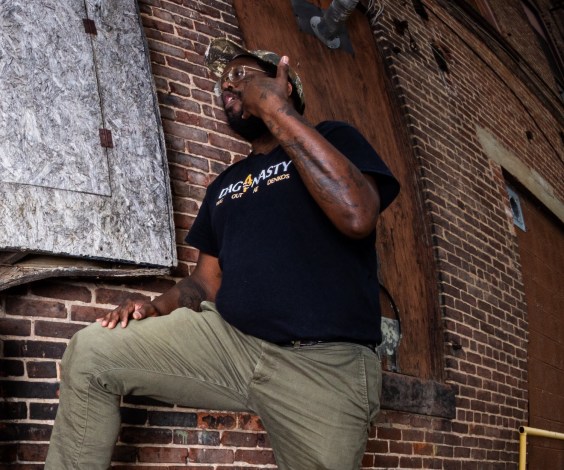 End It Vocalist Breaks Silence On Banana Man Controversy image