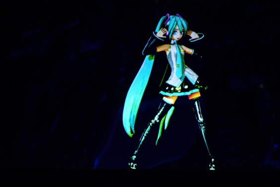 2hollis Retracts Hatsune Miku Comment After Learning Her Age image