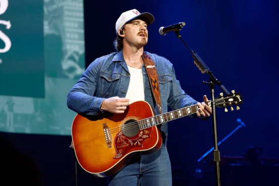Morgan Wallen Tosses Security Guard’s Phone In Pittsburgh, Cancels Second Show